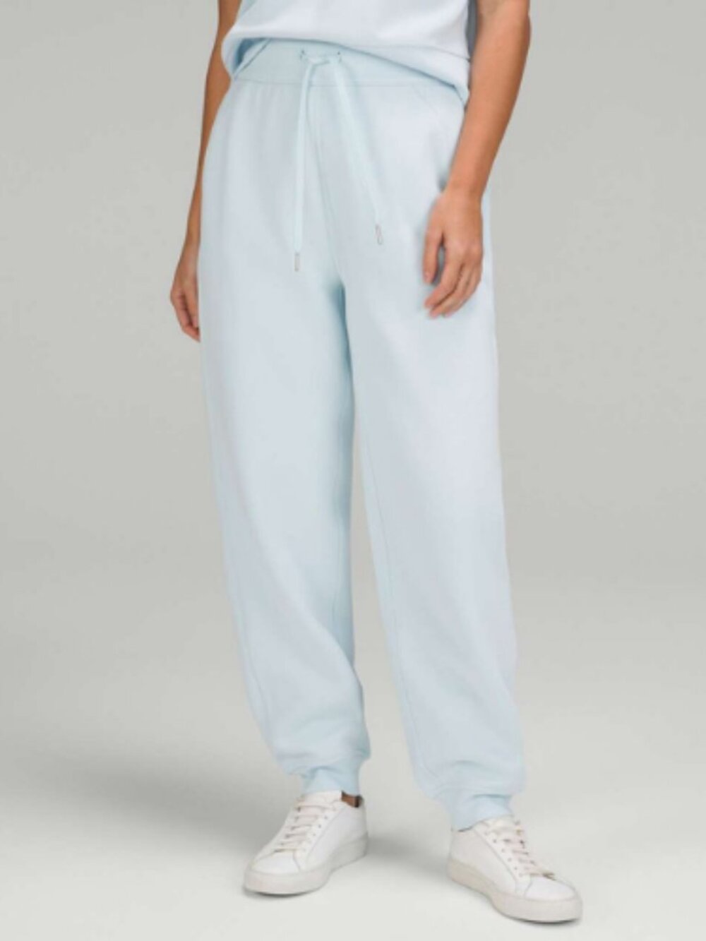 Lululemon Scuba Relaxed Fit High Rise Jogger